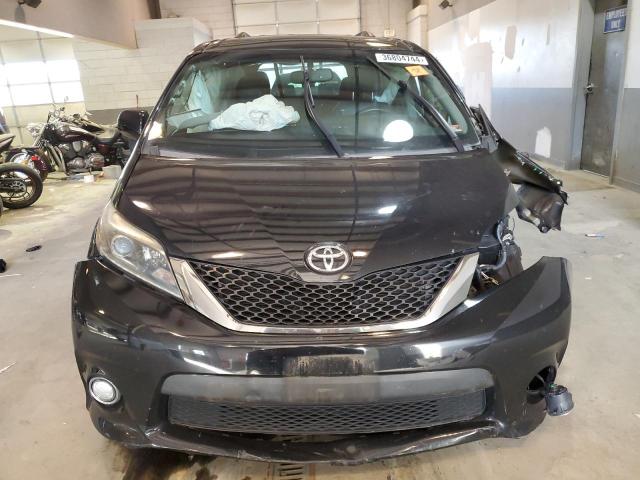 Photo 4 VIN: 5TDXK3DC0GS752531 - TOYOTA SIENNA 