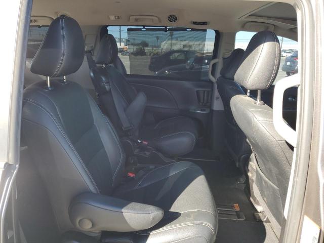 Photo 10 VIN: 5TDXK3DC0GS759138 - TOYOTA SIENNA SE 