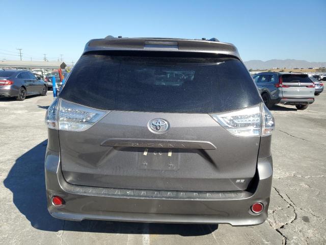 Photo 5 VIN: 5TDXK3DC0GS759138 - TOYOTA SIENNA SE 