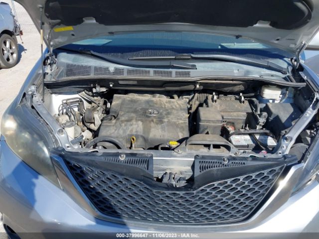 Photo 9 VIN: 5TDXK3DC1BS112157 - TOYOTA SIENNA 