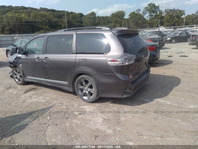 Photo 2 VIN: 5TDXK3DC1CS177818 - TOYOTA SIENNA 