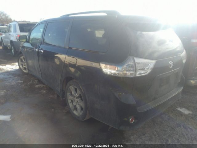 Photo 2 VIN: 5TDXK3DC1DS288743 - TOYOTA SIENNA 