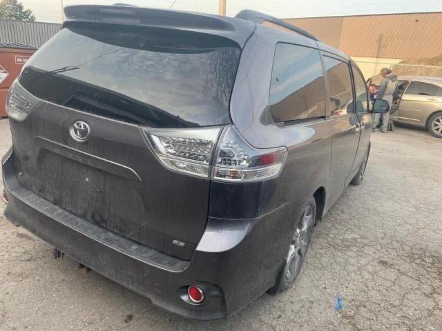 Photo 3 VIN: 5TDXK3DC1ES487678 - TOYOTA SIENNA SPO 