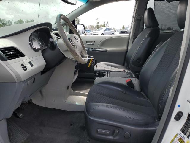 Photo 6 VIN: 5TDXK3DC1ES499636 - TOYOTA SIENNA 