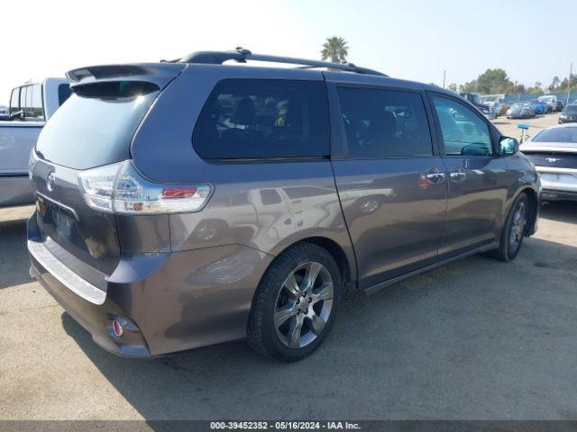 Photo 3 VIN: 5TDXK3DC1FS556242 - TOYOTA SIENNA 