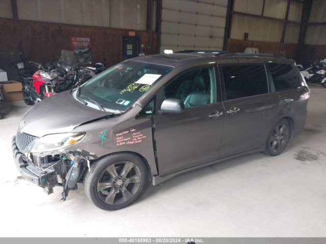 Photo 1 VIN: 5TDXK3DC1FS591394 - TOYOTA SIENNA 