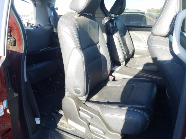 Photo 5 VIN: 5TDXK3DC1GS715973 - TOYOTA SIENNA SE 