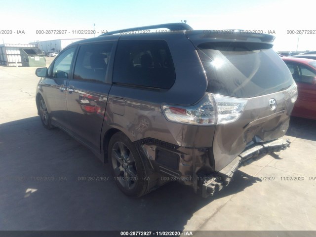 Photo 2 VIN: 5TDXK3DC1GS724348 - TOYOTA SIENNA 