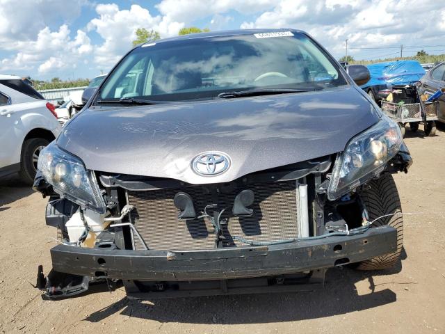 Photo 4 VIN: 5TDXK3DC2BS072882 - TOYOTA SIENNA SPO 