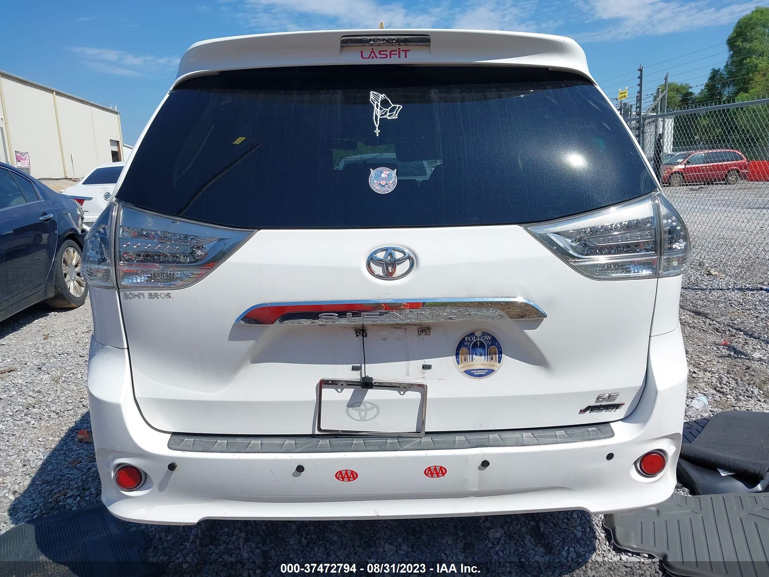 Photo 15 VIN: 5TDXK3DC2BS077659 - TOYOTA SIENNA 