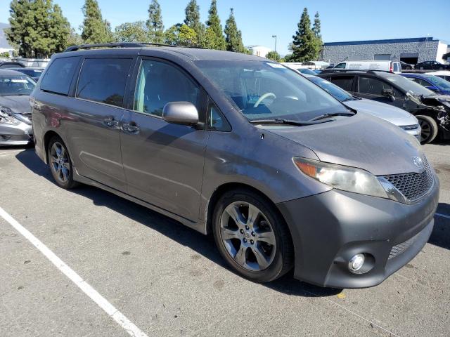 Photo 3 VIN: 5TDXK3DC2BS128612 - TOYOTA SIENNA 