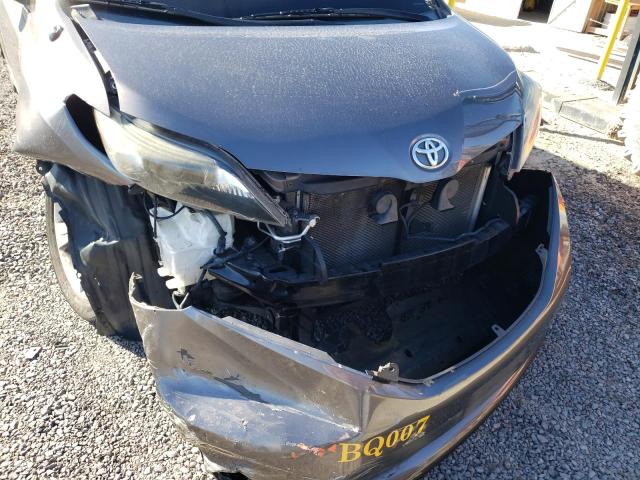 Photo 8 VIN: 5TDXK3DC2DS288220 - TOYOTA SIENNA SPO 