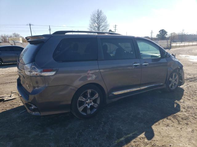 Photo 2 VIN: 5TDXK3DC2DS310250 - TOYOTA SIENNA SPO 