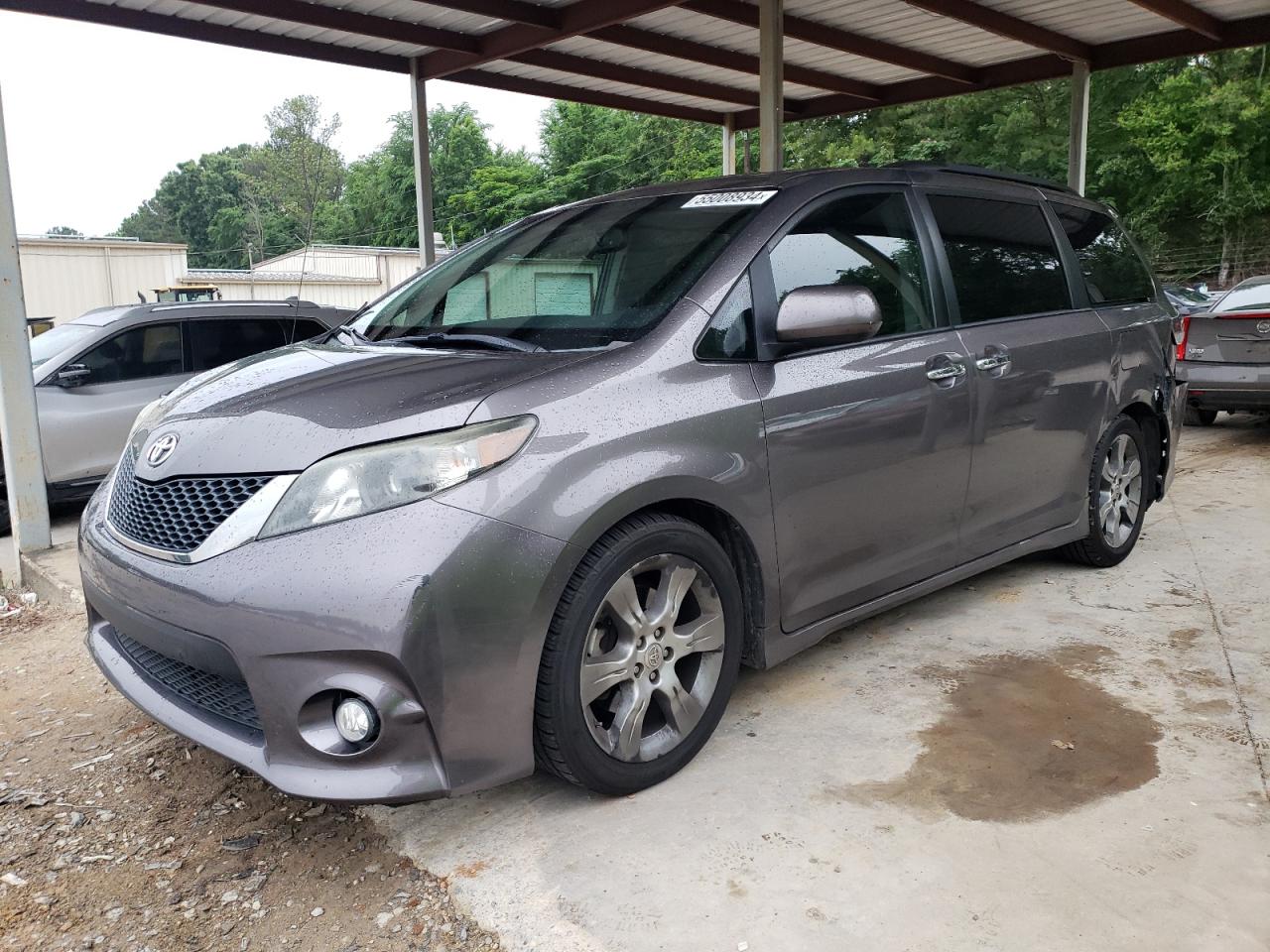 Photo 0 VIN: 5TDXK3DC2DS326271 - TOYOTA SIENNA 