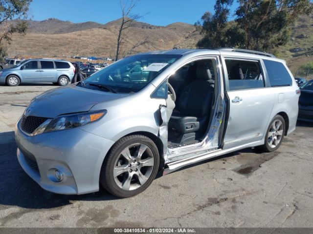 Photo 1 VIN: 5TDXK3DC2ES415436 - TOYOTA SIENNA 