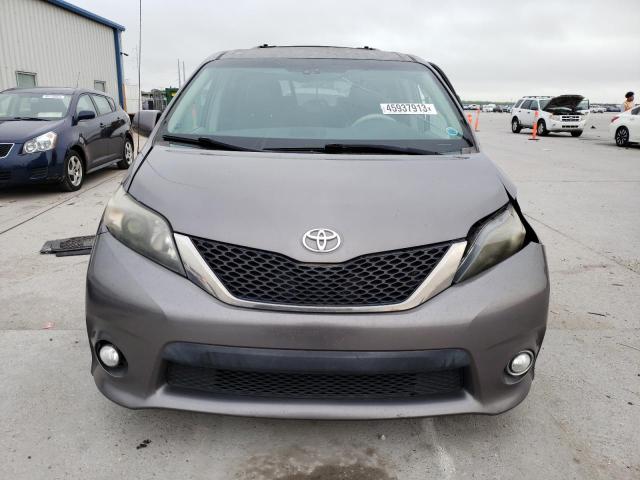 Photo 4 VIN: 5TDXK3DC2ES468511 - TOYOTA SIENNA SPO 