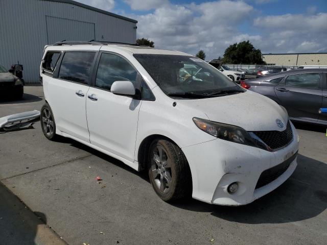 Photo 3 VIN: 5TDXK3DC2ES493747 - TOYOTA SIENNA SPO 