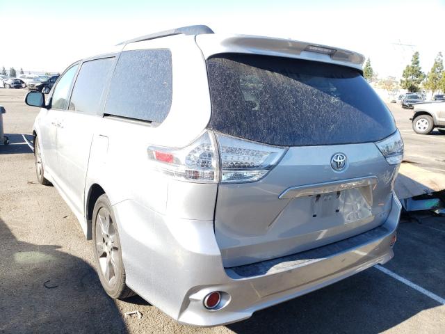 Photo 2 VIN: 5TDXK3DC2FS609319 - TOYOTA SIENNA SPO 