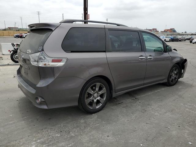 Photo 2 VIN: 5TDXK3DC2FS657953 - TOYOTA SIENNA 