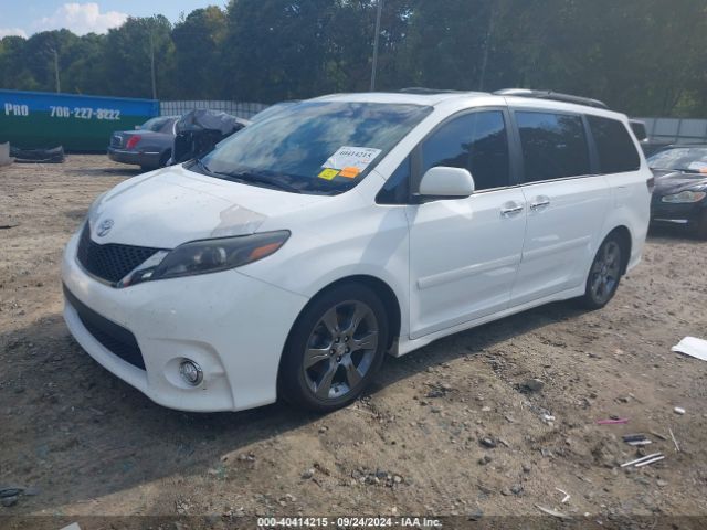 Photo 1 VIN: 5TDXK3DC2GS701791 - TOYOTA SIENNA 