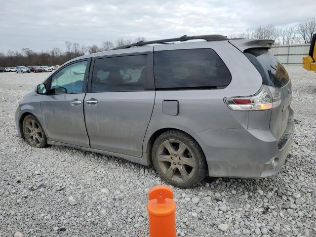 Photo 1 VIN: 5TDXK3DC2GS724049 - TOYOTA SIENNA SE 