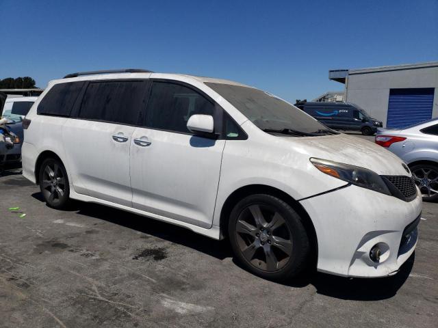 Photo 3 VIN: 5TDXK3DC2GS740509 - TOYOTA SIENNA 