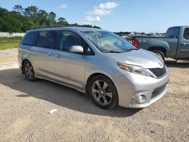 Photo 3 VIN: 5TDXK3DC2GS764079 - TOYOTA SIENNA 