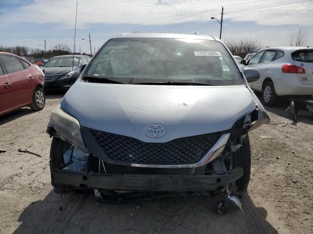 Photo 4 VIN: 5TDXK3DC3BS068887 - TOYOTA SIENNA SPO 