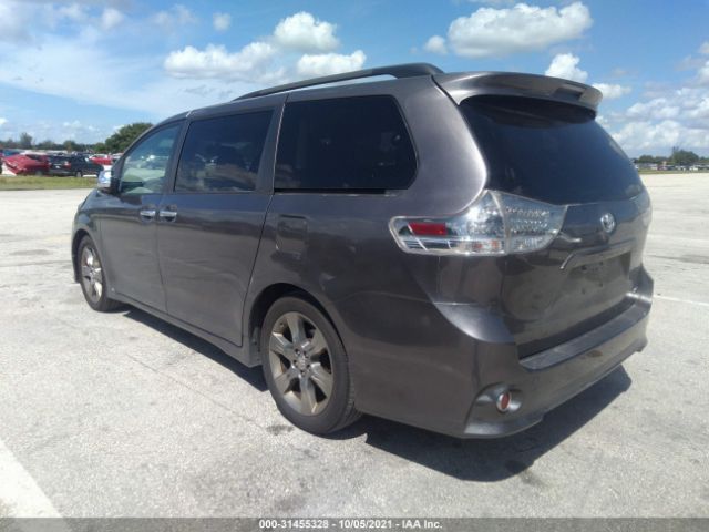 Photo 2 VIN: 5TDXK3DC3CS185256 - TOYOTA SIENNA 