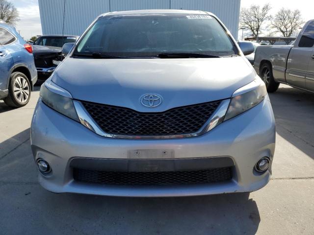 Photo 4 VIN: 5TDXK3DC3CS233855 - TOYOTA SIENNA SPO 