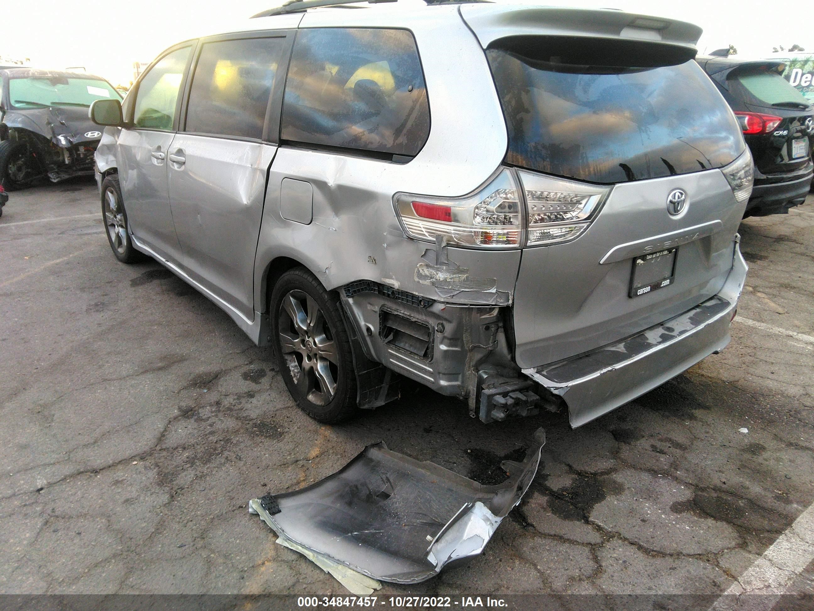 Photo 2 VIN: 5TDXK3DC3CS235704 - TOYOTA SIENNA 