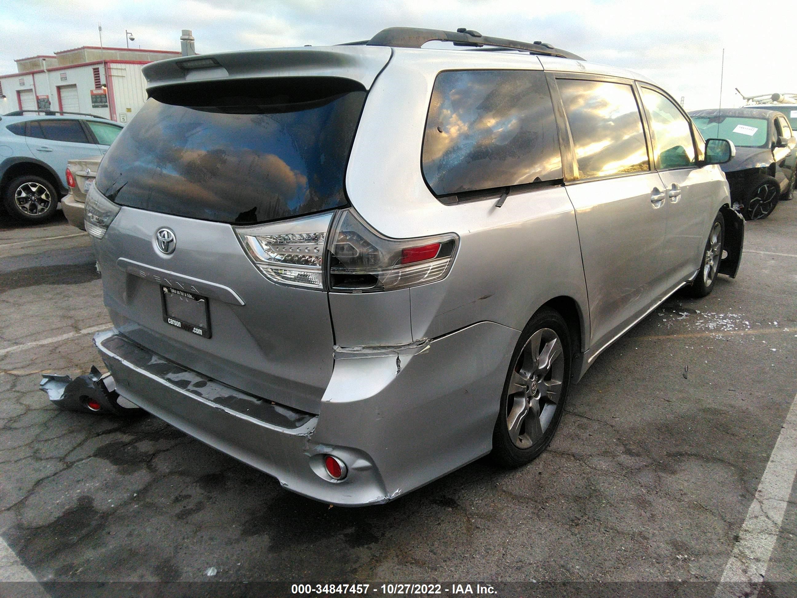 Photo 3 VIN: 5TDXK3DC3CS235704 - TOYOTA SIENNA 