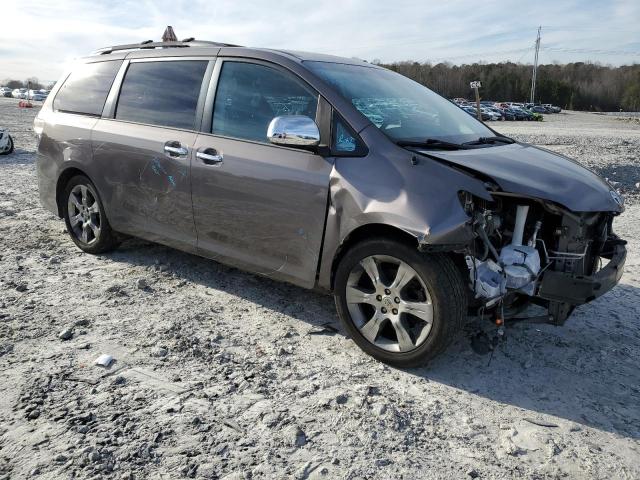 Photo 3 VIN: 5TDXK3DC3DS311844 - TOYOTA SIENNA 