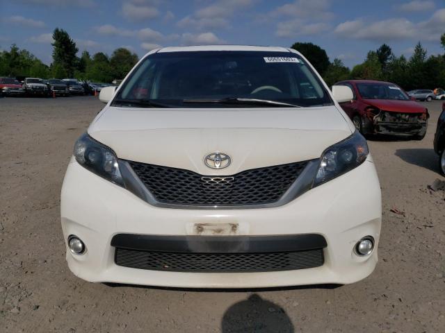 Photo 4 VIN: 5TDXK3DC3DS349669 - TOYOTA SIENNA SPO 