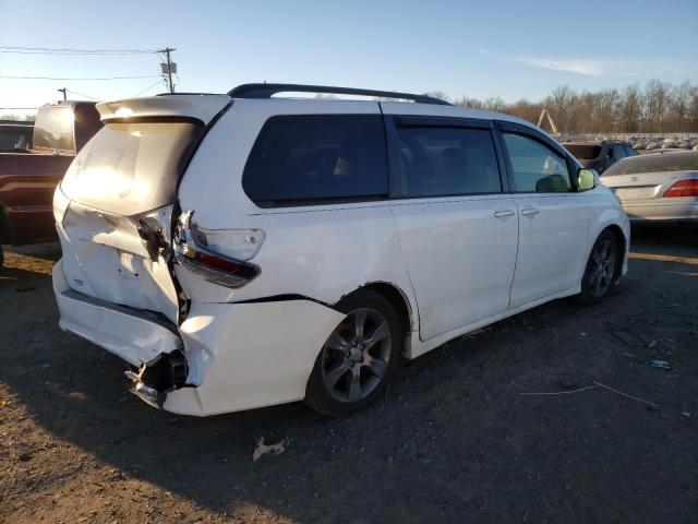 Photo 2 VIN: 5TDXK3DC3FS689486 - TOYOTA SIENNA SPO 