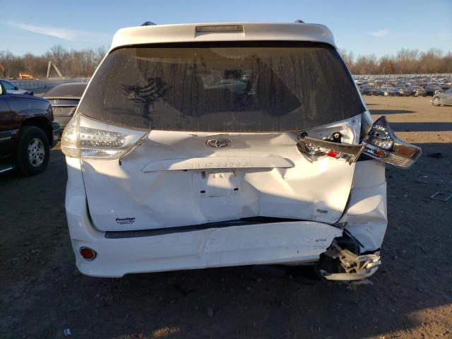 Photo 5 VIN: 5TDXK3DC3FS689486 - TOYOTA SIENNA SPO 