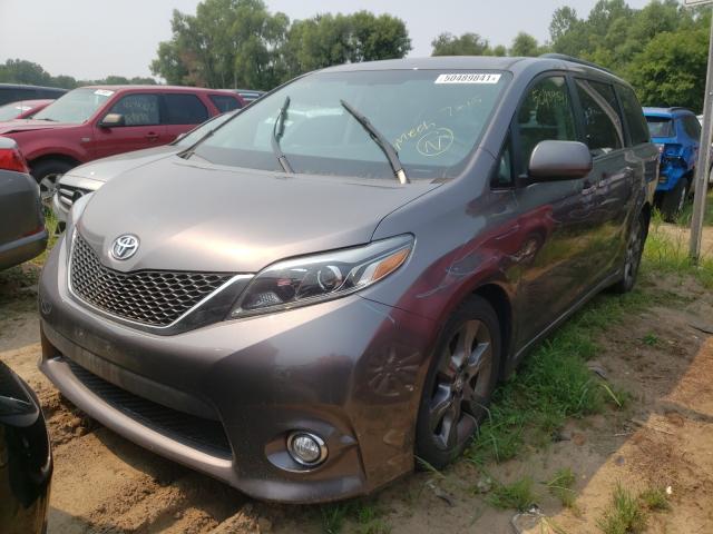 Photo 1 VIN: 5TDXK3DC3GS754547 - TOYOTA SIENNA SE 