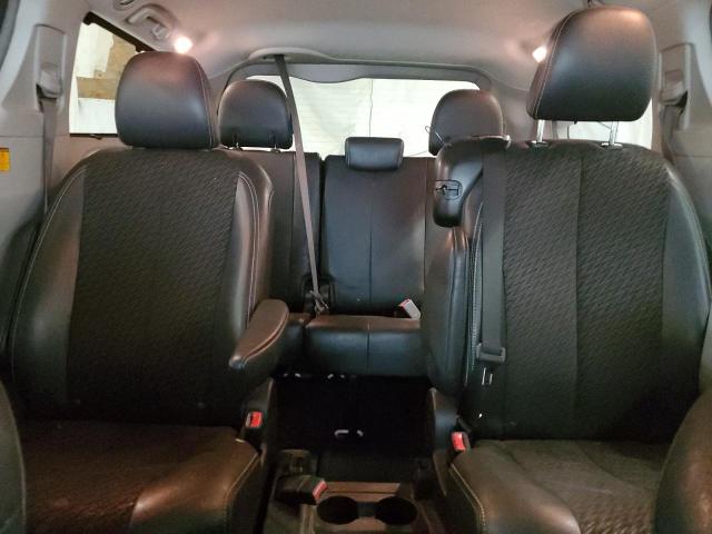 Photo 9 VIN: 5TDXK3DC4BS043822 - TOYOTA SIENNA 