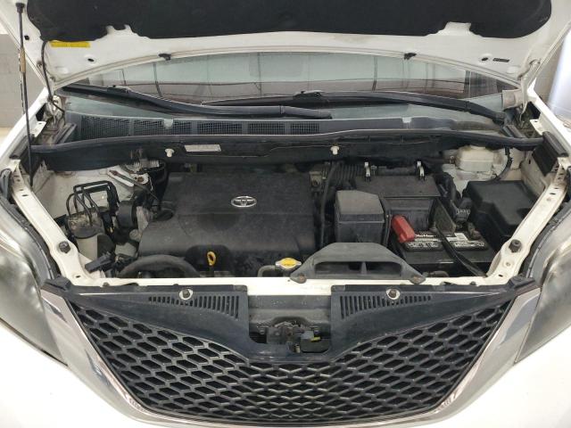 Photo 11 VIN: 5TDXK3DC4BS053573 - TOYOTA SIENNA 