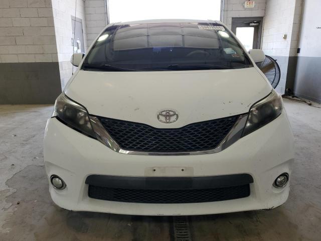 Photo 4 VIN: 5TDXK3DC4BS053573 - TOYOTA SIENNA 