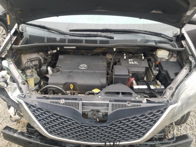 Photo 6 VIN: 5TDXK3DC4CS217258 - TOYOTA SIENNA SPO 