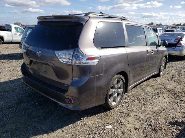 Photo 3 VIN: 5TDXK3DC4CS229961 - TOYOTA SIENNA SPO 