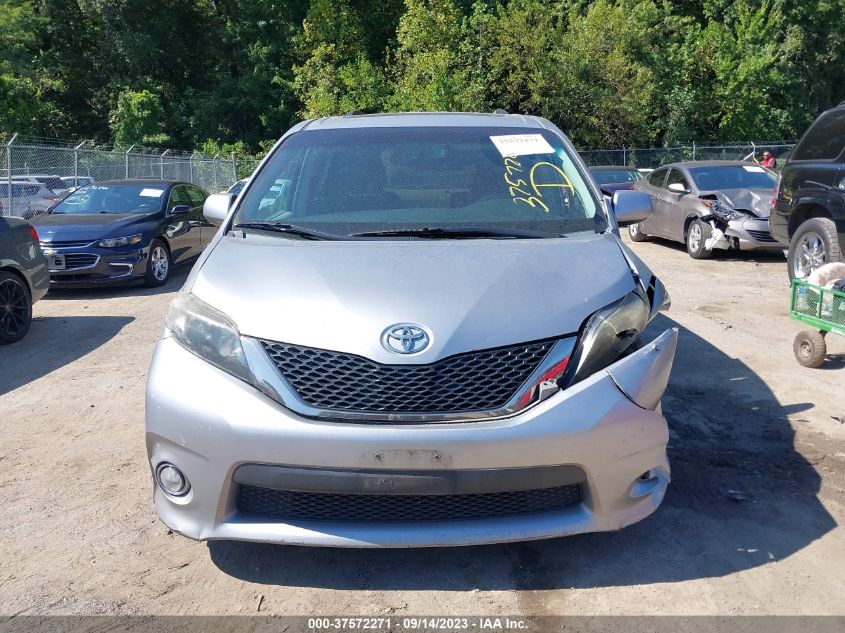 Photo 11 VIN: 5TDXK3DC4CS235324 - TOYOTA SIENNA 