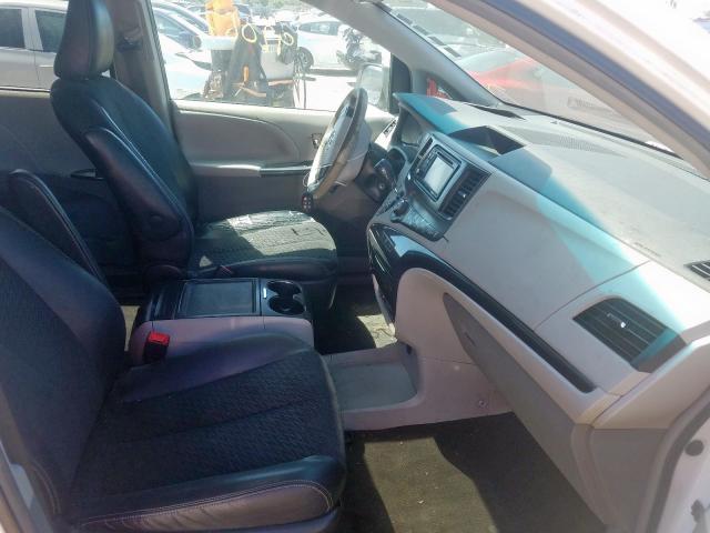 Photo 4 VIN: 5TDXK3DC4ES460801 - TOYOTA SIENNA SPO 