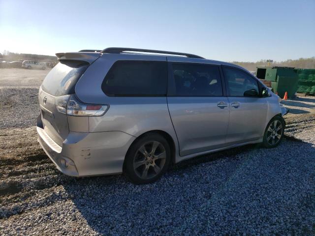 Photo 2 VIN: 5TDXK3DC4FS582480 - TOYOTA SIENNA SPO 