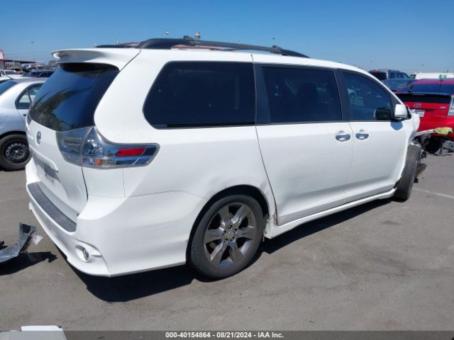 Photo 3 VIN: 5TDXK3DC4FS659882 - TOYOTA SIENNA 