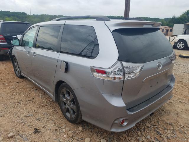 Photo 2 VIN: 5TDXK3DC4GS721685 - TOYOTA SIENNA SE 