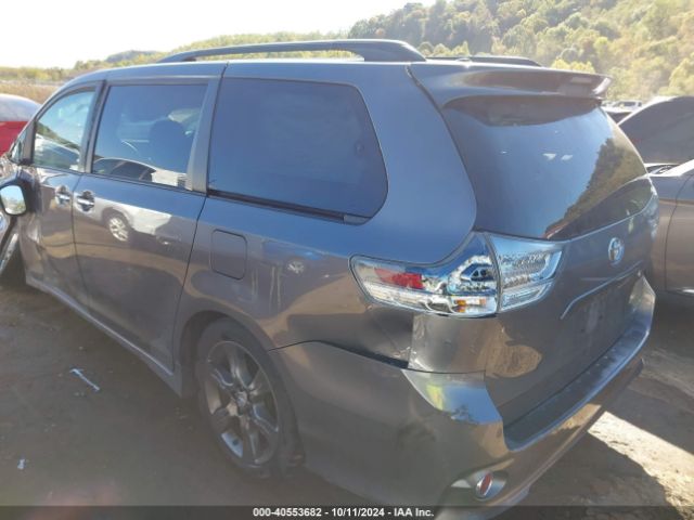 Photo 2 VIN: 5TDXK3DC4GS737336 - TOYOTA SIENNA 