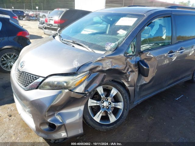 Photo 5 VIN: 5TDXK3DC4GS737336 - TOYOTA SIENNA 