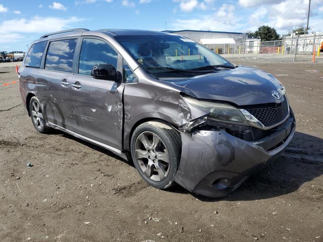 Photo 3 VIN: 5TDXK3DC4GS760115 - TOYOTA SIENNA 